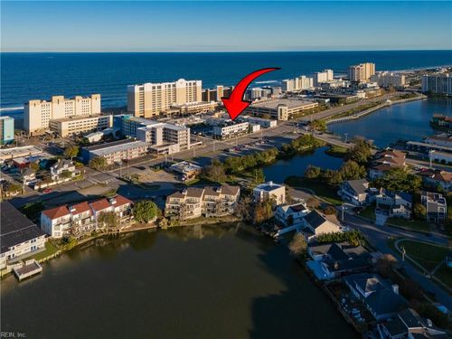 961 Pacific Ave, Virginia Beach, VA, 23451-3534 | Card Image