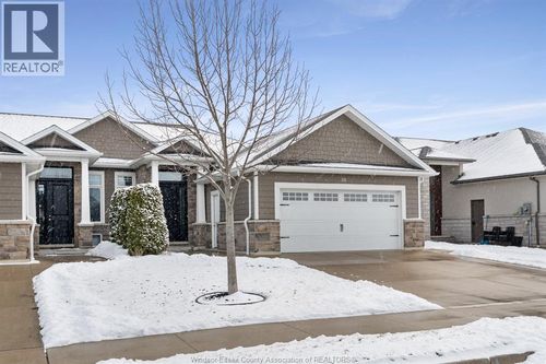 30 Destiny Dr, Leamington, ON, N8H0E1 | Card Image