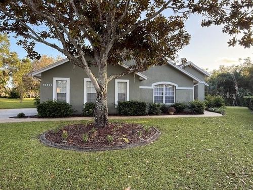 10504 Eagles Bluff Court, CLERMONT, FL, 34711 | Card Image