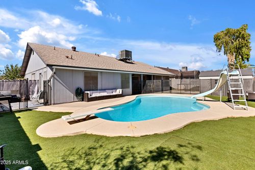 7157 W Cherry Hills Dr, Peoria, AZ, 85345-8945 | Card Image