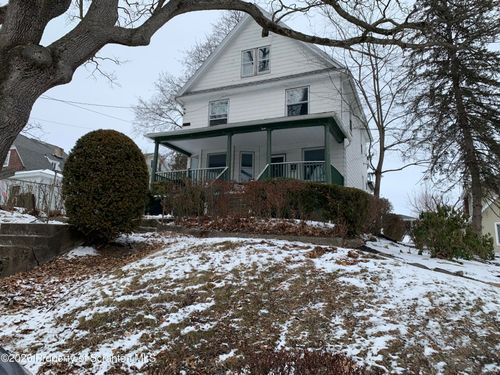 709 Meade St, Throop, PA, 18512-1162 | Card Image