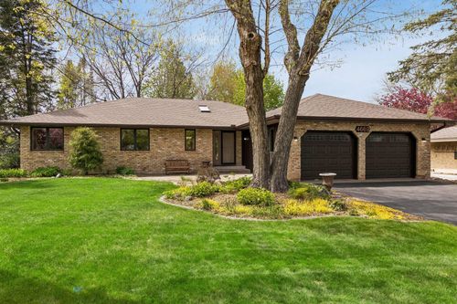 4669 Mackubin St, Shoreview, MN, 55126-6015 | Card Image