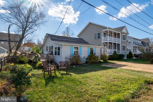 1213 Oak Ave, SHADY SIDE, MD, 20764-9529 | Card Image