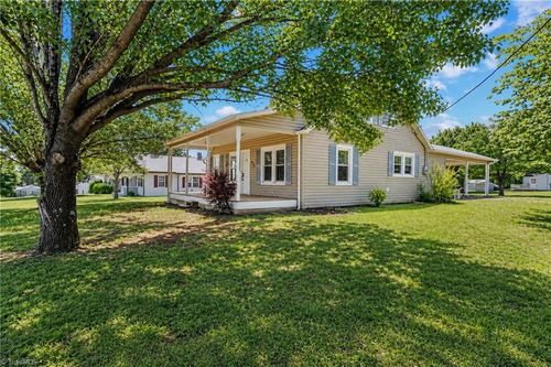 547 Austin Traphill Road, Elkin, NC, 28621 | Card Image