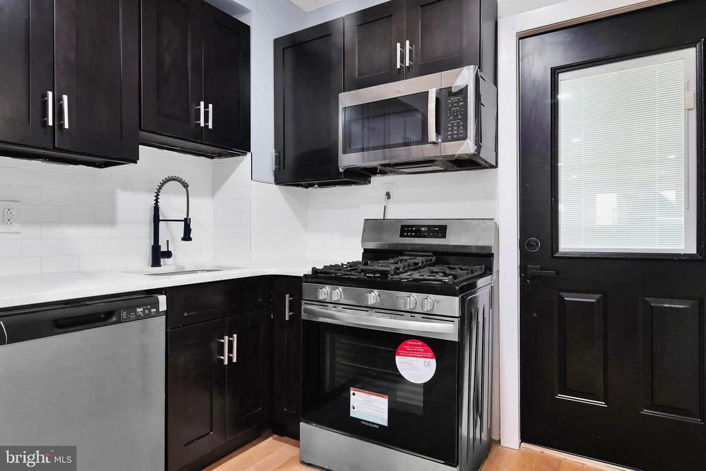 Residential in PHILADELPHIA 3