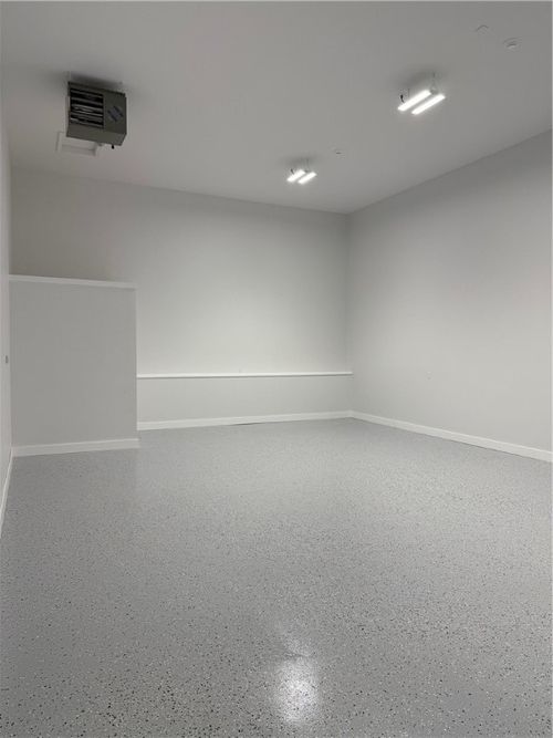 ste-103-597 S County Trl, Exeter, RI, 02822-3454 | Card Image