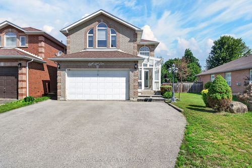 850 Leslie Dr, Innisfil, ON, L9S2B8 | Card Image
