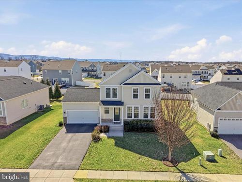 224 Courier Dr, CHARLES TOWN, WV, 25414-1395 | Card Image