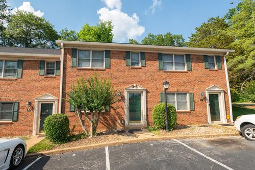 315 Mcbrien Rd, Chattanooga, TN, 37411-4870 | Card Image