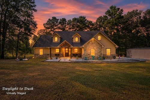 924 County Road 471, Etoile, TX, 75944-6467 | Card Image