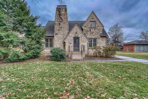 1609 Southeast Boulevard, Evansville, IN, 47714 | Card Image