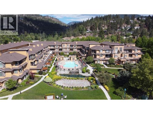 205-3996 Beach Ave, Peachland, BC, V0H1X5 | Card Image