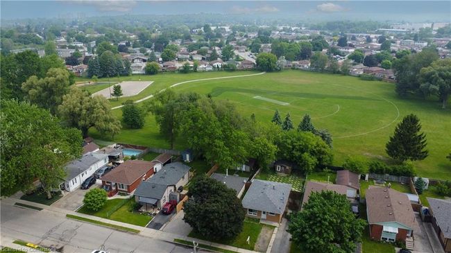 46 Elmwood Ave, House other with 6 bedrooms, 2 bathrooms and 4 parking in Cambridge ON | Image 35
