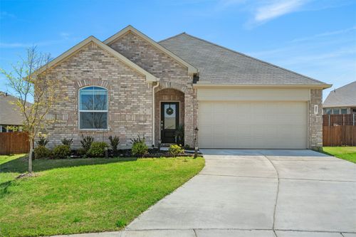 321 Sedalia Trl, Justin, TX, 76247-2737 | Card Image