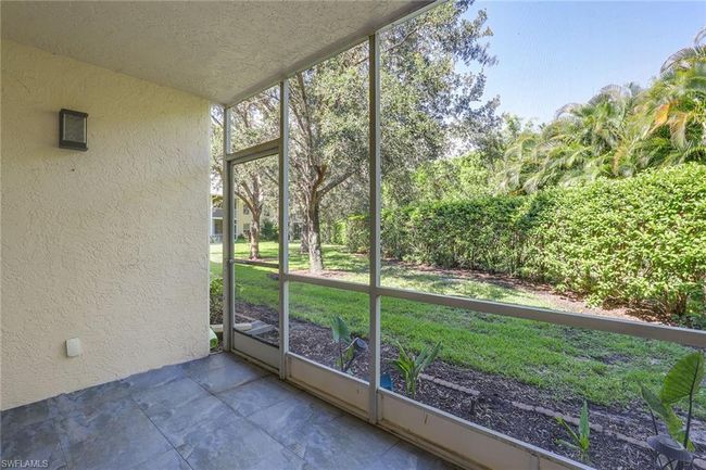 APT-103 - 605 Squire Cir, Condo with 2 bedrooms, 2 bathrooms and 1 parking in NAPLES FL | Image 18