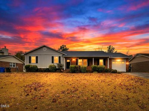 7870 Adrian Dr, Fayetteville, NC, 28314-6312 | Card Image