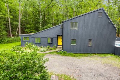 10 Munchkin, House other with 4 bedrooms, 3 bathrooms and null parking in Woodstock NY | Image 2