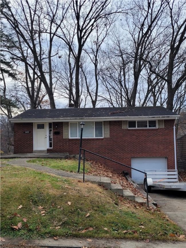 2425 Romine, For Sale in Baldwin Twp Zoocasa