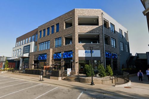 360-4040 Finn Way, Lexington, KY, 40517 | Card Image