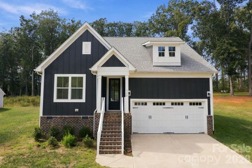 3198 Timber Run Ln, Maiden, NC, 28650-9714 | Card Image