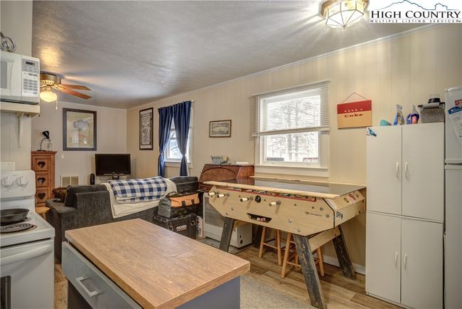166 Skyland View Dr, House other with 4 bedrooms, 2 bathrooms and null parking in Blowing Rock NC | Image 17
