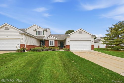 1027 Spirea, Howell, MI, 48843-6822 | Card Image
