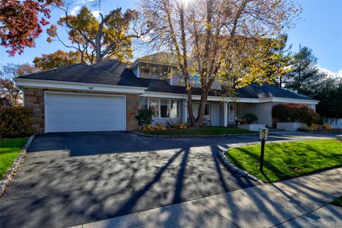 12 Combes Ave, Rockville Centre, NY, 11570-3205 | Card Image