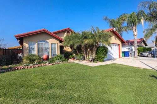 1686 Souza St, Orange Cove, CA, 93646-2544 | Card Image