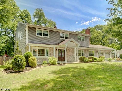 11 Druid Hill Dr, Parsippany, NJ, 07054-1453 | Card Image