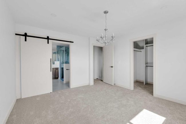 56 Macewan Meadow Way Nw, House other with 3 bedrooms, 3 bathrooms and 4 parking in Calgary AB | Image 16