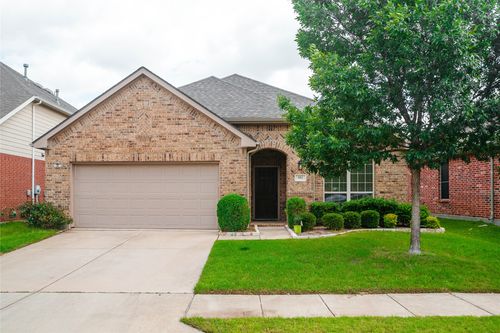 901 Lake Hollow Dr, Little Elm, TX, 75068-8409 | Card Image