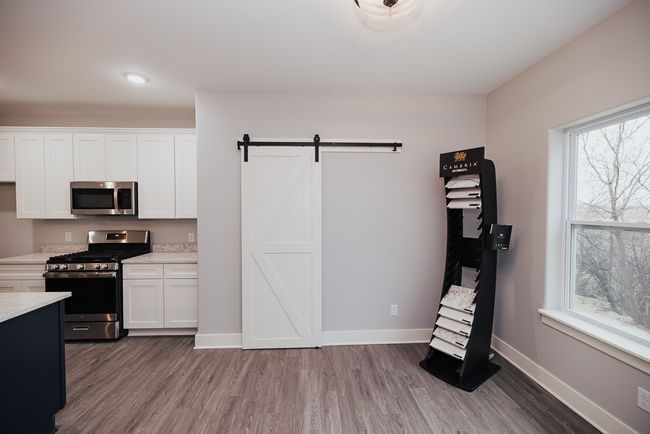 L - 404 Anjali Ct, Condo with 3 bedrooms, 2 bathrooms and 2 parking in SYCAMORE IL | Image 22