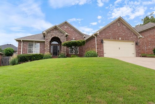 144 Summit Valley Cir, Maumelle, AR, 72113-5932 | Card Image