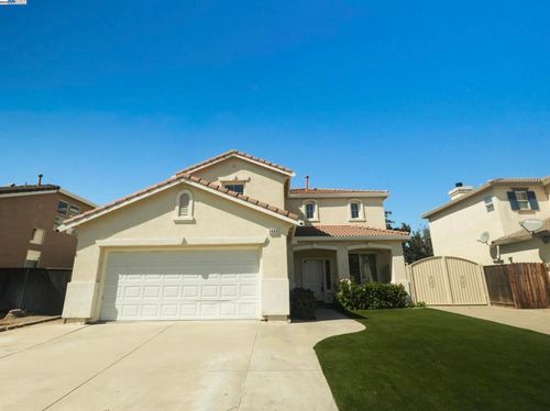 1654 Gloria Cir, Tracy, CA, 95377-7205 | Card Image