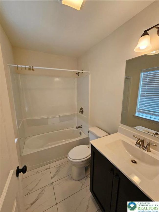 1601 Greystone Cir, House other with 3 bedrooms, 3 bathrooms and null parking in ALBURTIS PA | Image 25
