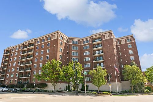 207-201 Vail Ave, Arlington Heights, IL, 60004-5955 | Card Image