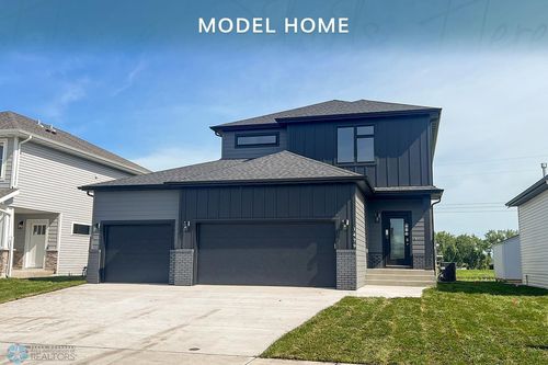 1479 66th Ave S, Fargo, ND, 58104-7950 | Card Image