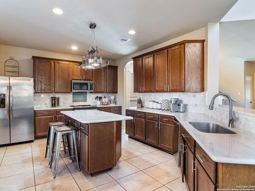 8507 Sarasota Woods, San Antonio, TX, 78250-7113 | Card Image