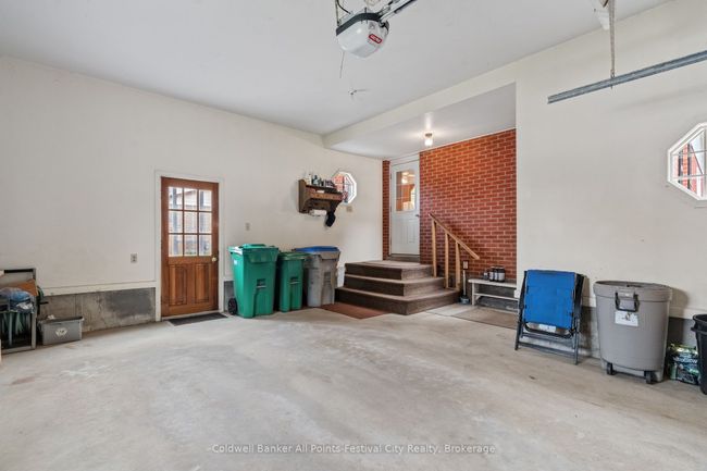 305 Warren St, House other with 4 bedrooms, 2 bathrooms and 4 parking in Goderich ON | Image 33
