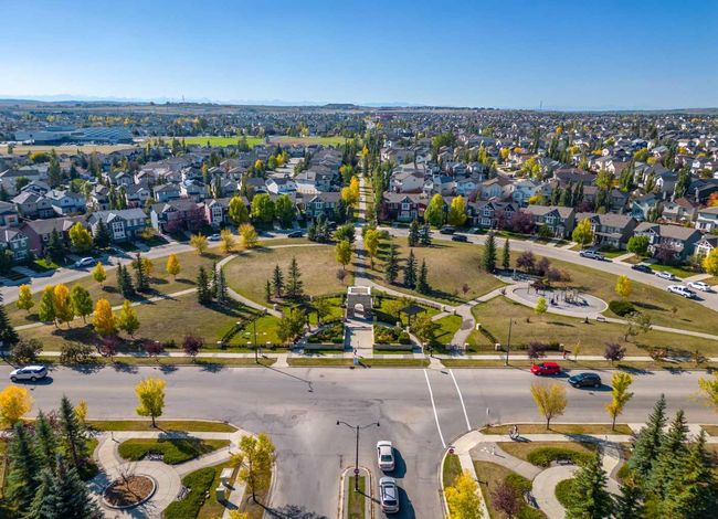 226 Everwillow Close Sw, House other with 5 bedrooms, 4 bathrooms and 4 parking in Calgary AB | Image 47