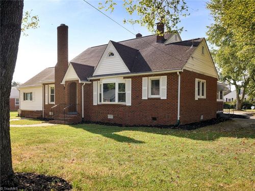 600 E Fairfield Rd, High Point, NC, 27263-2142 | Card Image