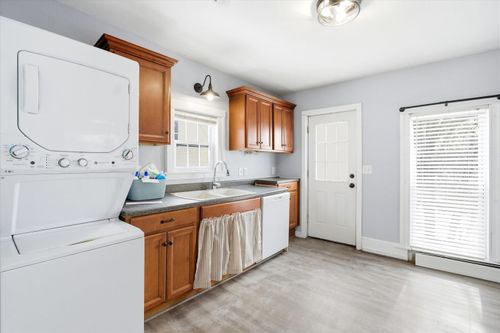 3-5 Broadway, Pembroke, NH, 03275-1220 | Card Image