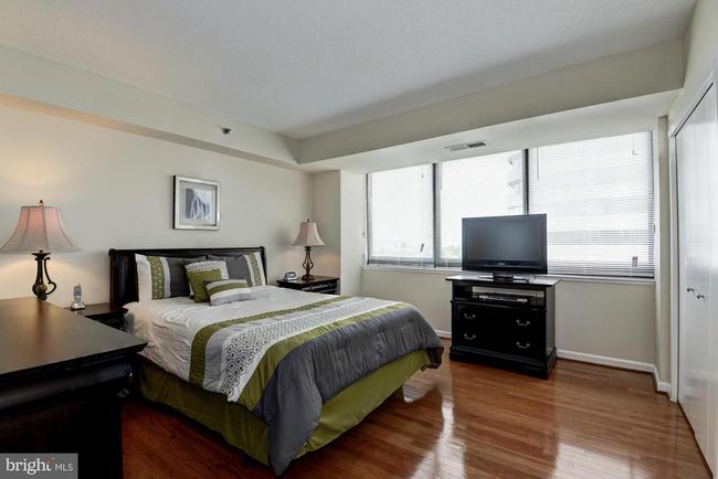 APT-713S - 1805 Crystal Dr, Condo with 3 bedrooms, 2 bathrooms and null parking in ARLINGTON VA | Image 25