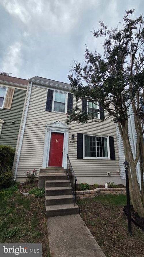 6638 Greenleigh Ln, ALEXANDRIA, VA, 22315-3652 | Card Image