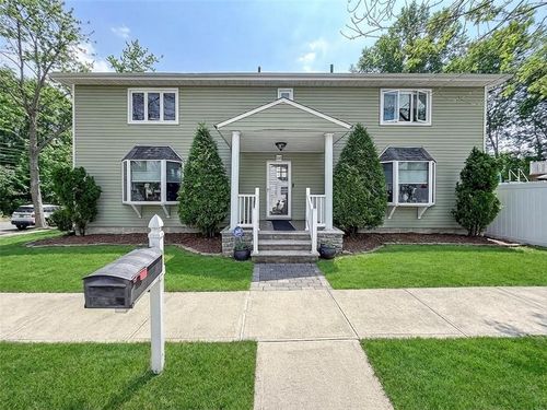 282 Billiou St, Staten Island, NY, 10312-4416 | Card Image