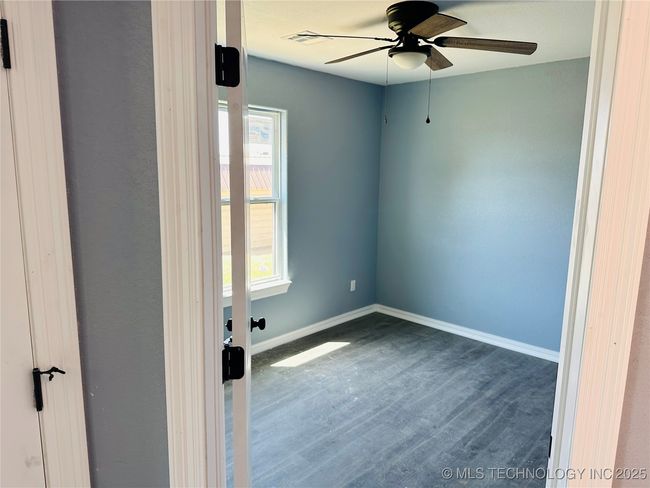 1004 S Gore St, House other with 3 bedrooms, 2 bathrooms and null parking in Muldrow OK | Image 15