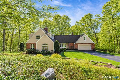 37 Hidden Brook Dr, Brookfield, CT, 06804-1305 | Card Image