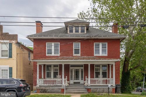 5342 Main St, STEPHENS CITY, VA, 22655-2825 | Card Image