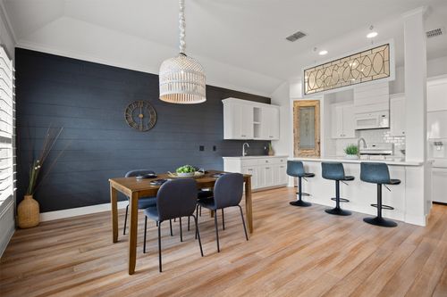 1705 Cherrywood Dr, Fredericksburg, TX, 78624-3561 | Card Image