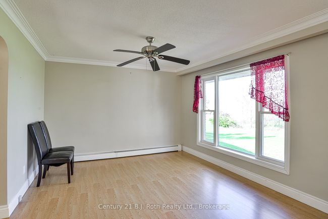 B32405 Thorah Sideroad, House other with 4 bedrooms, 2 bathrooms and 8 parking in Beaverton ON | Image 8
